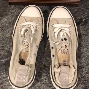 Chuck Taylor women's low tops gray